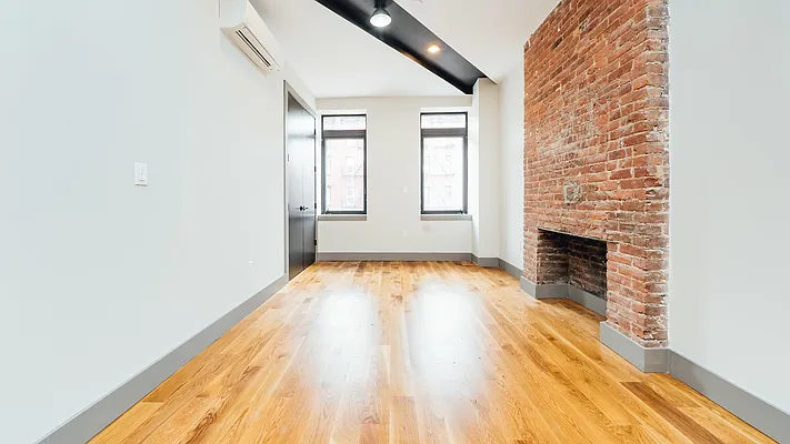 Rented by Nooklyn NYC LLC | media 16