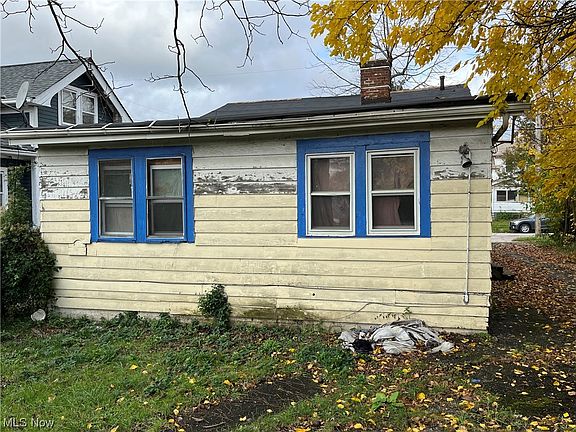 4th image of 13906 Melzer Ave