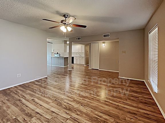 3rd image of 1806 Concho Dr