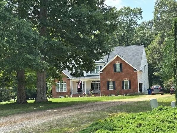 14612 Walthall Crest Ln, South Chesterfield, VA 23834