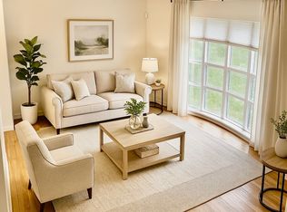 9124 Friars Rd, Bethesda, MD 20817