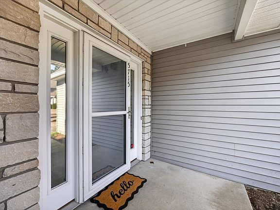 2nd image of 5715 W Vinca Ln