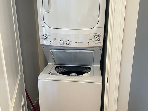 3rd image of 2740 W Logan Blvd #6