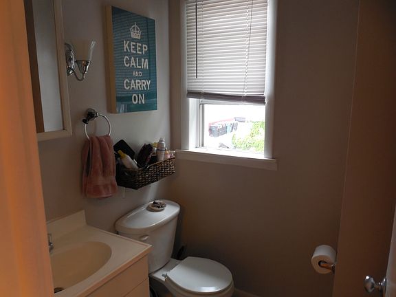 2nd image of 1451 W Augusta Blvd #Ch