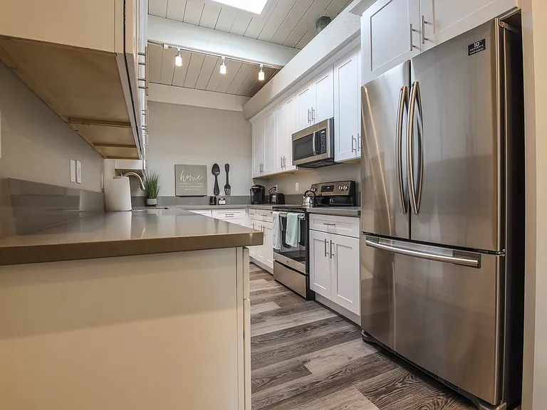 4940 Pasadena Ave #A — Photo 8