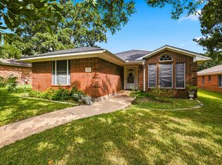 1821 Gettysburg Ln, Bryan, TX 77802
