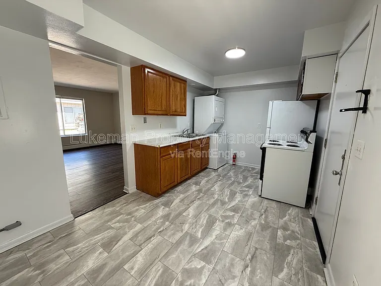 726 Pioneer St #2 — Photo 1