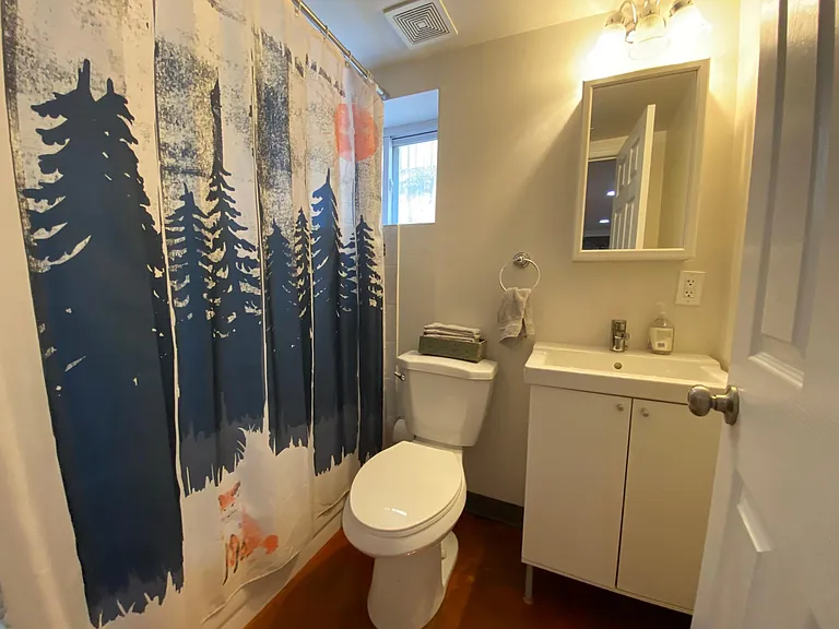 2617 Newton St NE — Photo 31