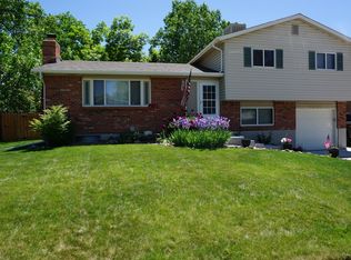 7268 Deframe Ct, Arvada, CO 80005