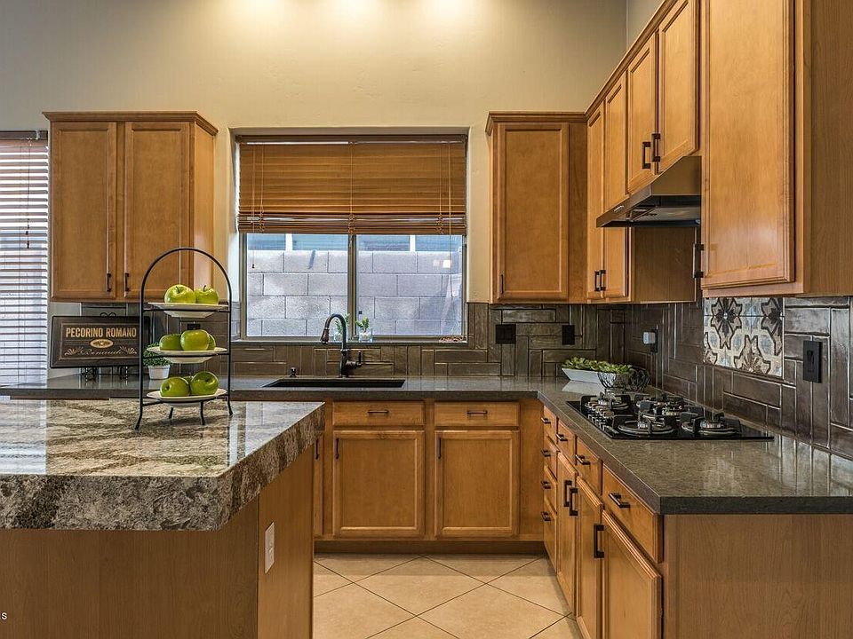 1st image of 3138 E Windmere Dr