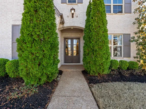 10103 School Cross Ln, Collierville, TN 38017