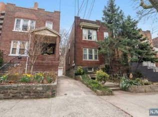 654 Boulevard E, Weehawken, NJ 07086