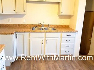 112 Hartman Ave, Waterloo, IA 50701