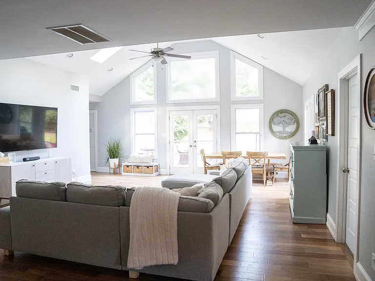 4323 Fitzpatrick Way — Photo 3