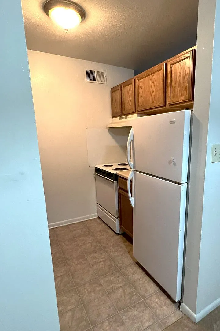 Gold Falls Villa Apartments — Photo 3