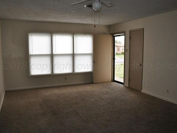 2nd image of 1831 N Sumner St
