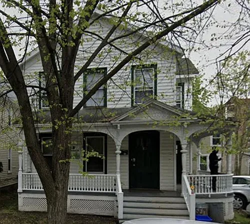 12 Seminary Ave Photo 1