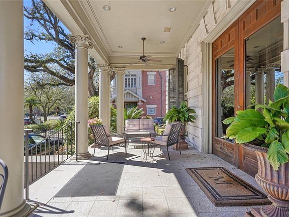 4th image of 4417 Saint Charles Ave #4417