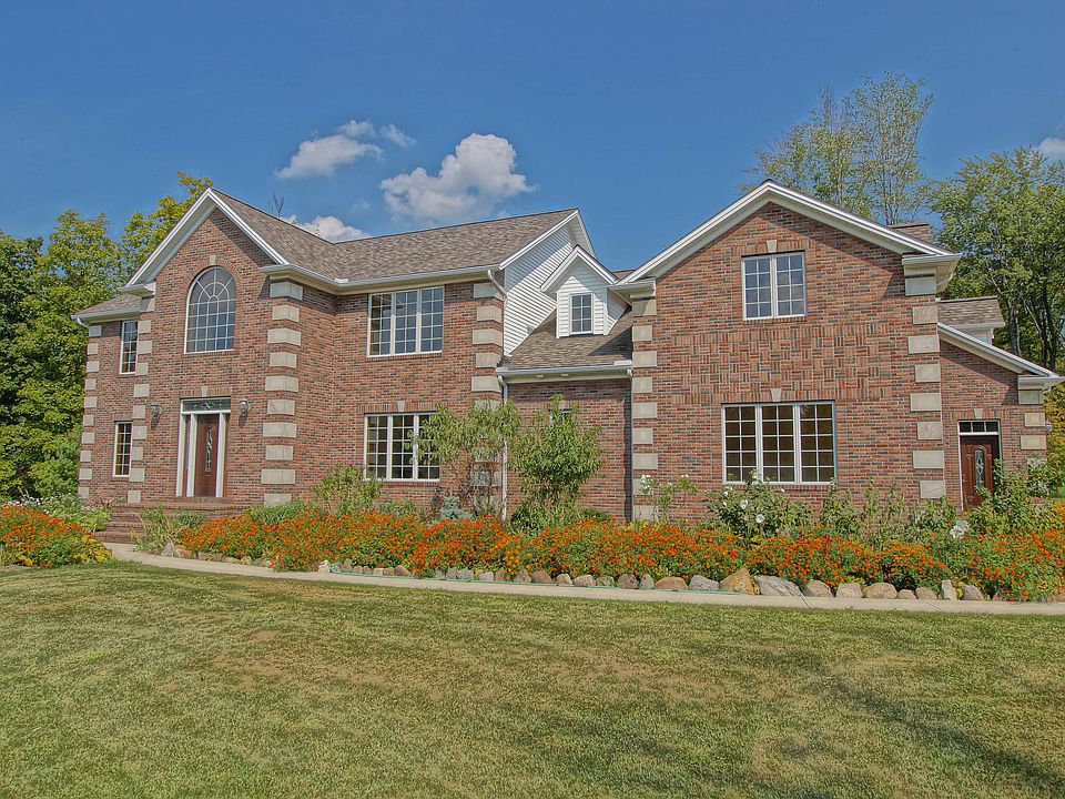 1st image of 10855 Angela Dr