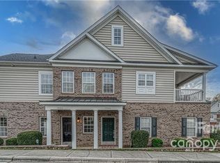 15516 Barossa Valley St, Charlotte, NC 28277