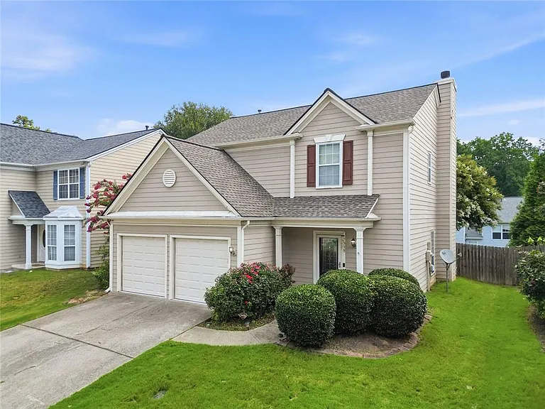 513 Stepney Ct SE — Photo 2