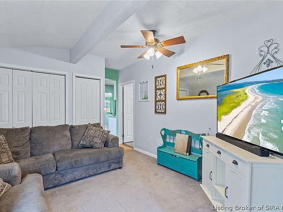 5th image of 9105 High Street
