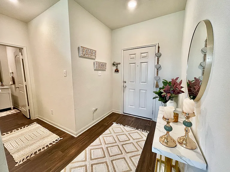 1327 Amy Dr — Photo 7