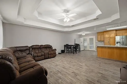 2 bed, 2.0 bath, 1243 sqft, $2,000 — Photo 3