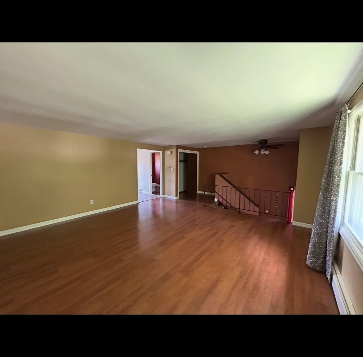 2 bed, 1.5 bath, 1250 sqft, $1,400 — Photo 2