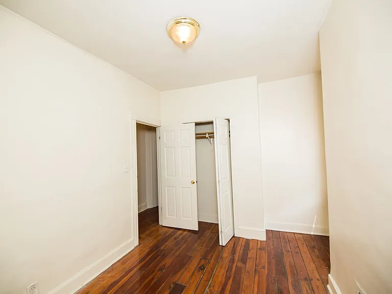 109 W 27th St — Photo 14