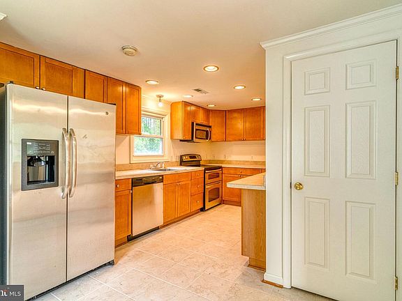 3rd image of 22045 Baja Ln