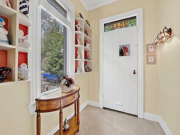 5th image of 2042 81st St