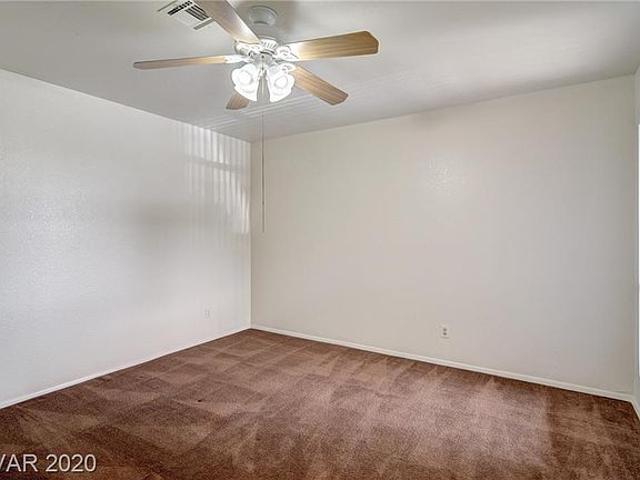 5th image of 2961 Country Manor Ln APT 130