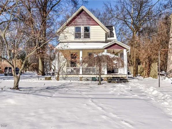 4267 Bluestone Rd, South Euclid, OH 44121