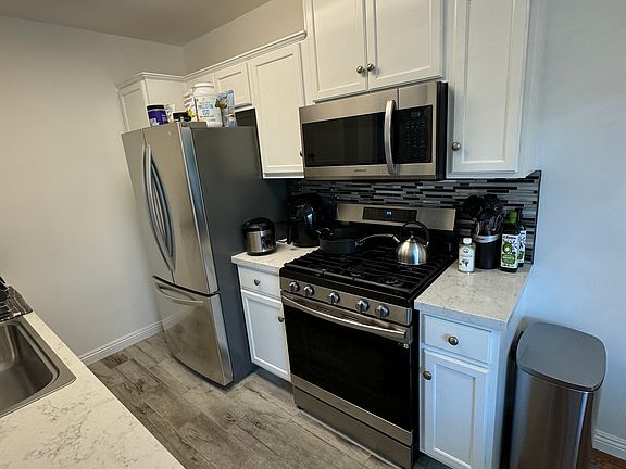 4th image of 1101 E Ocean Blvd Unit 24
