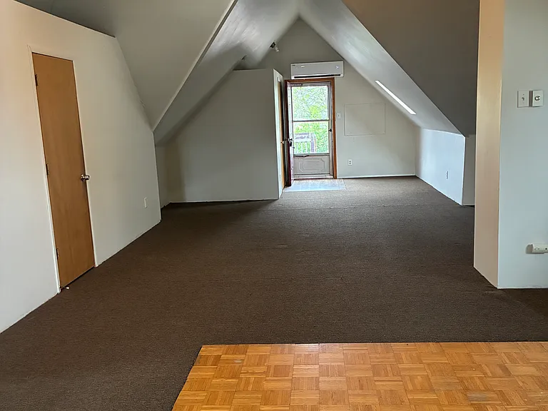 108 E Main St #B — Photo 4