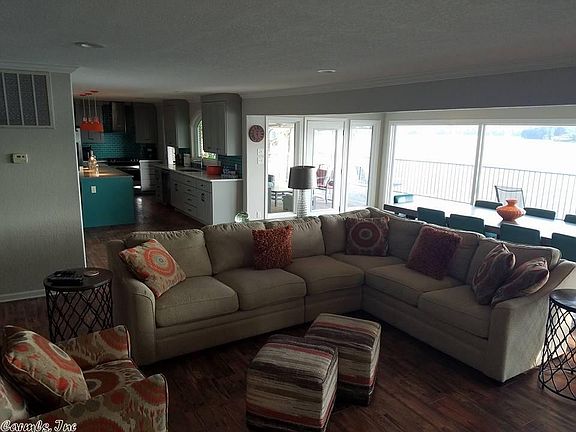 4th image of 392 Lake Hamilton Dr