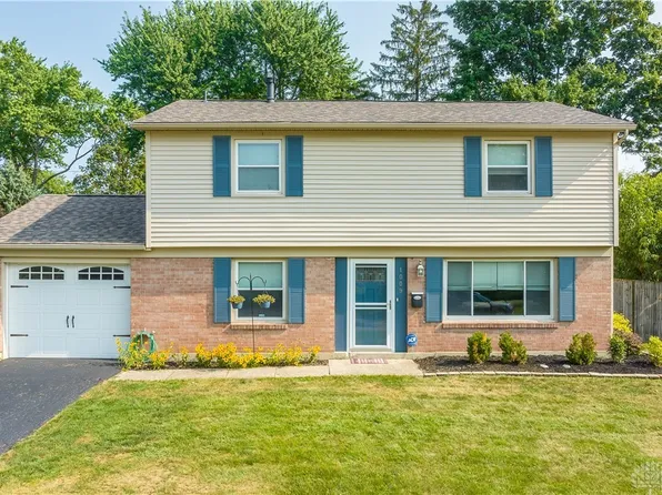 1009 Van Arden Dr, Vandalia, OH 45377
