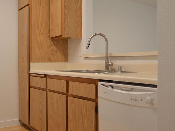 3rd image of 1841 Sawtelle Blvd #205
