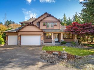 19225 5th St E, Lake Tapps, WA 98391