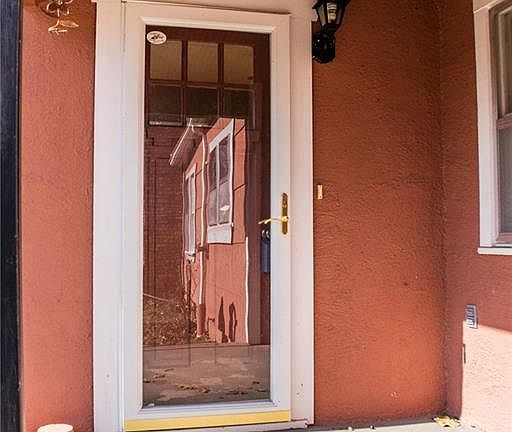 4th image of 743 Park Cir