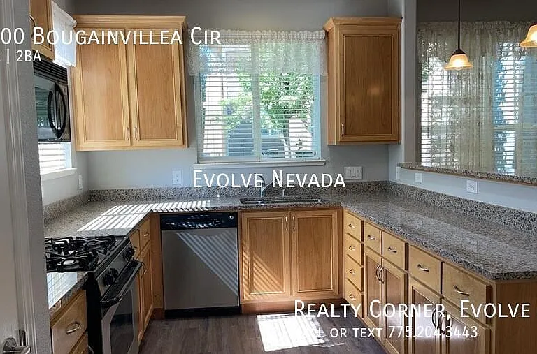 4900 Bougainvillea Cir — Photo 7