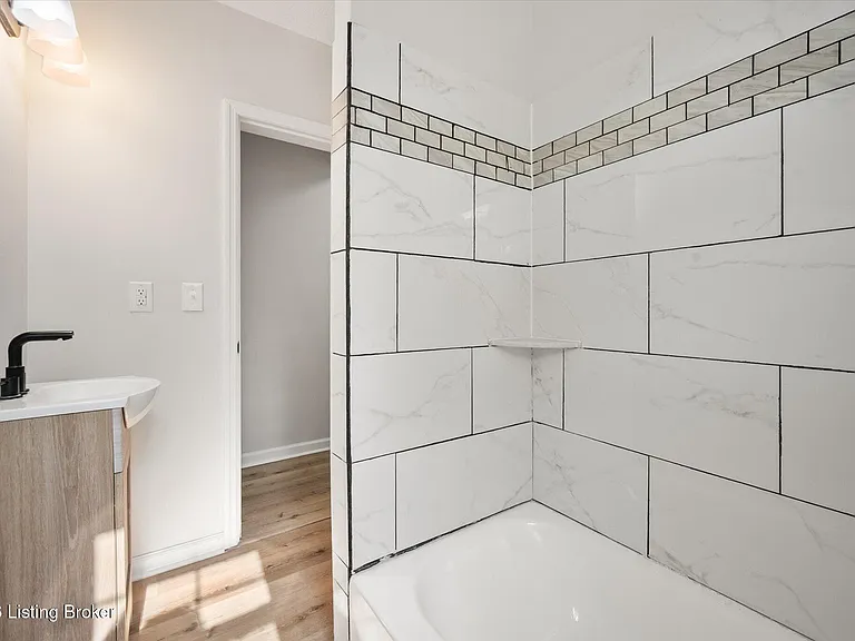 204 W Tenny Ave — Photo 11