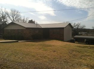 100 Nelson St, Talihina, OK 74571