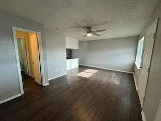 Sheridan Square Apartments — Photo 34