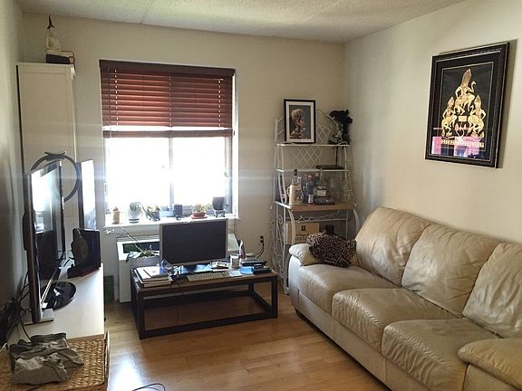 3rd image of 63 Schermerhorn St APT 9B