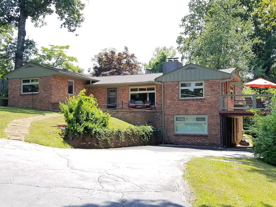 1st image of 3502 Lake Vista Dr