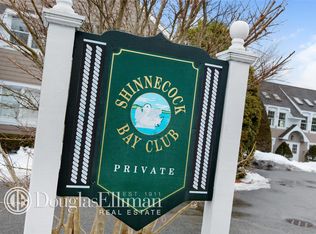 62 Canoe Place Rd #5115, Hampton Bays, NY 11946