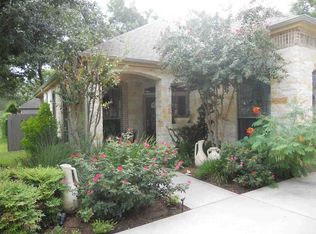 343 Stewart St, Meadowlakes, TX 78654
