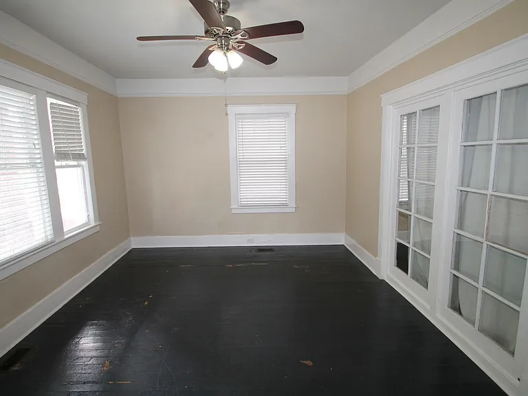 514 E Anderson St #B — Photo 2